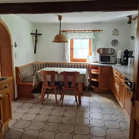 بيت للعطل Beringer Am Kallbach