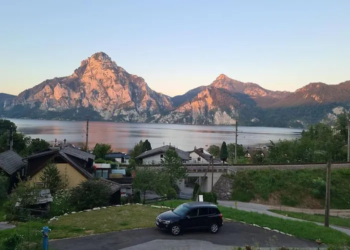 Beringer Am Kallbach Holiday home Traunkirchen